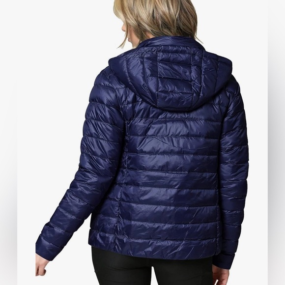 Women's Ultra Light Weight Packable Down Jacket with Removable Hoodie - Picture 3 of 4